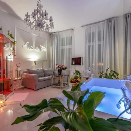 Apartament Sensual Sauna&Jacuzzi Poznan Stare Miasto Poznań Exterior foto